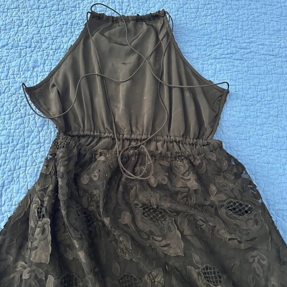 H&M Black Lace Strappy Midi Dress – Size US 6 – Open Back Floral Halter Style - Picture 12 of 12